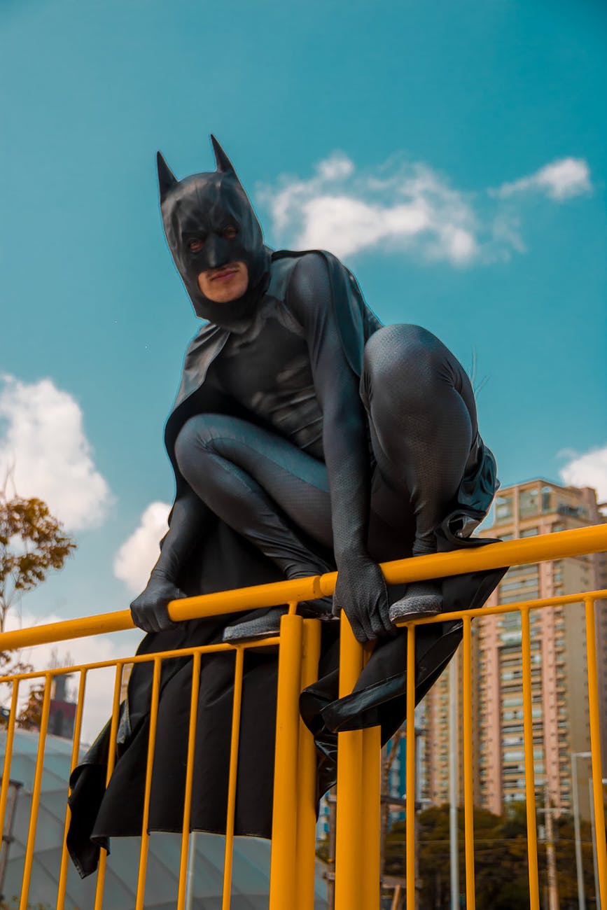 Robert Pettison, vampiro do Crepúsculo foi confirmado oficialmente como novo ator a interpretar o Batman nos cinemas – assista ao vídeo