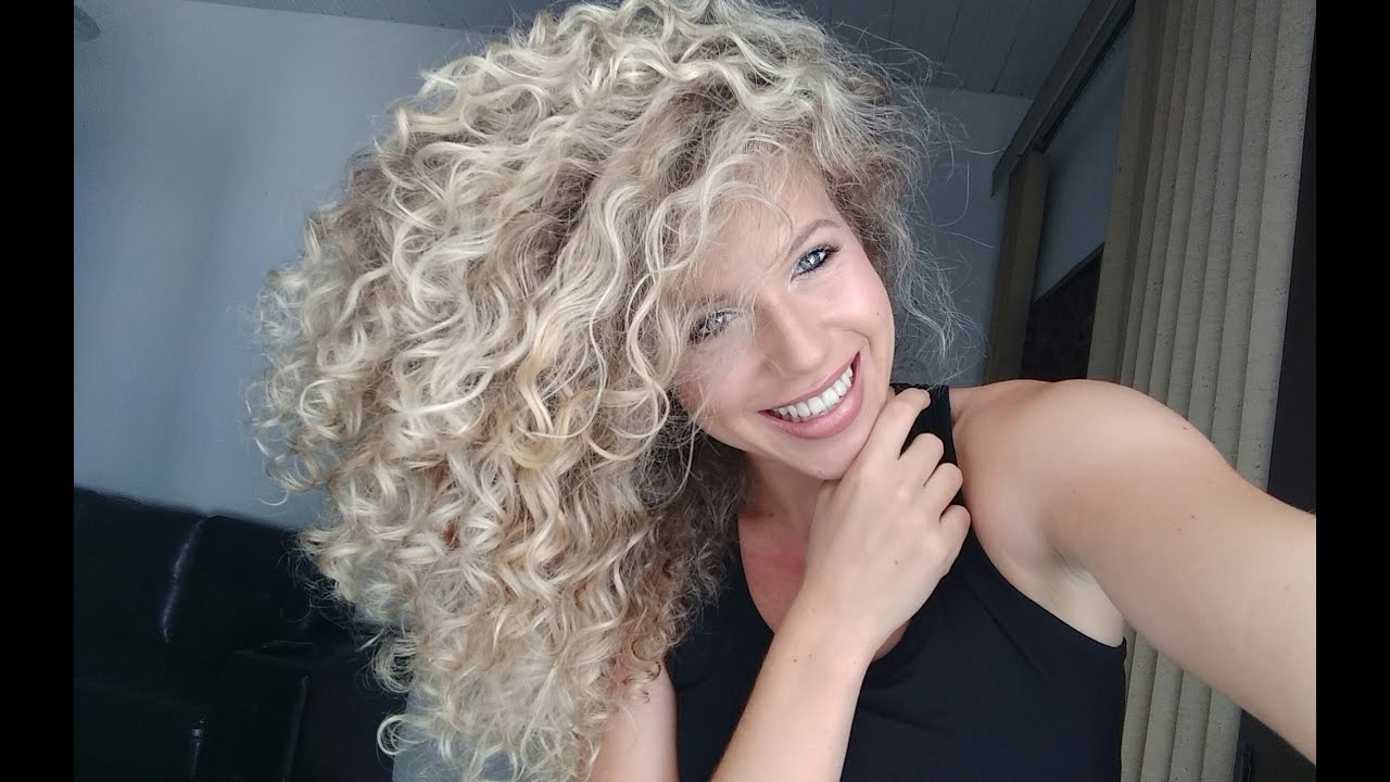 MELHOR CORTE EM CAMADAS PARA CABELOS CACHEADOS EM CASA - CAMARIM DA MILA