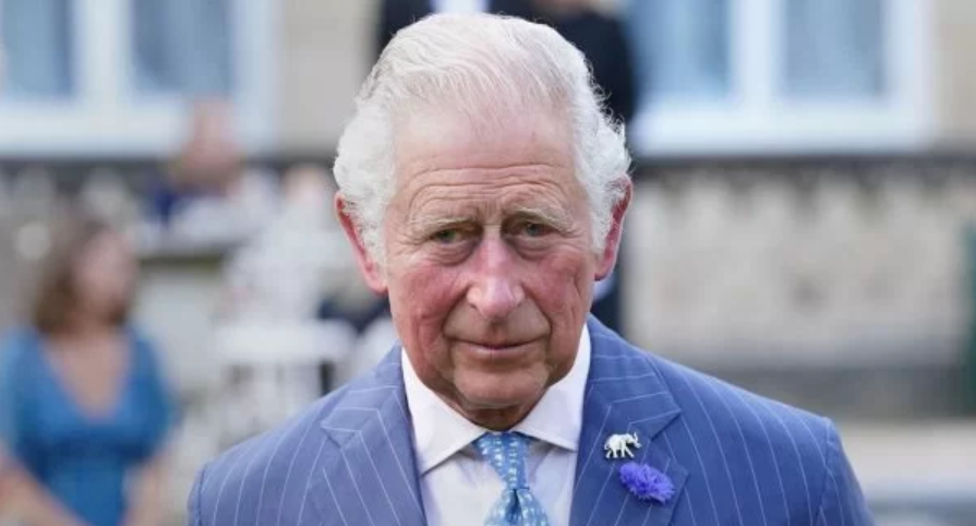 Escândalo na Realeza Britânica: Propriedades Controversas Geram Bilhões